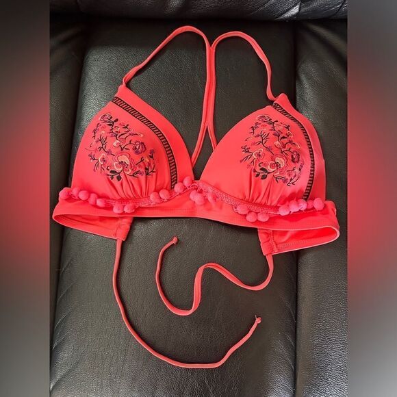 Time and Tru Women's Molded Flamengo Dancer
Тор Size M - Picture 12 of 17